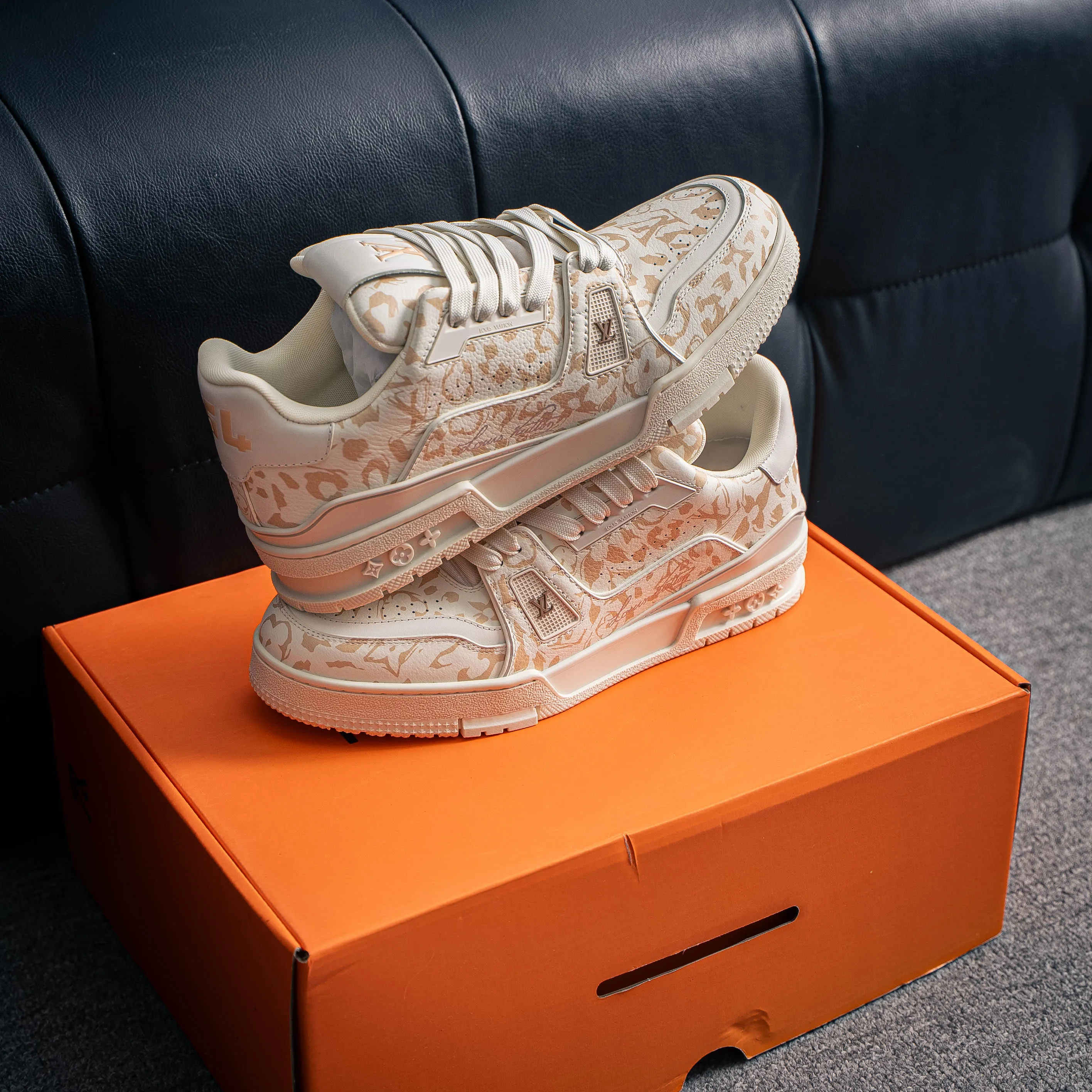 【VL 】 LOUIS VUITTON LV Trainer ✦ Cowhide Leather Monogram ，Retro ✦ #